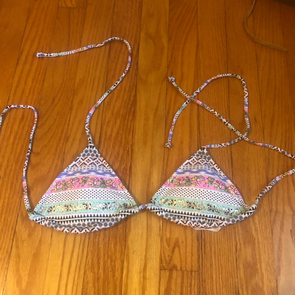 Vs String Bikini Top